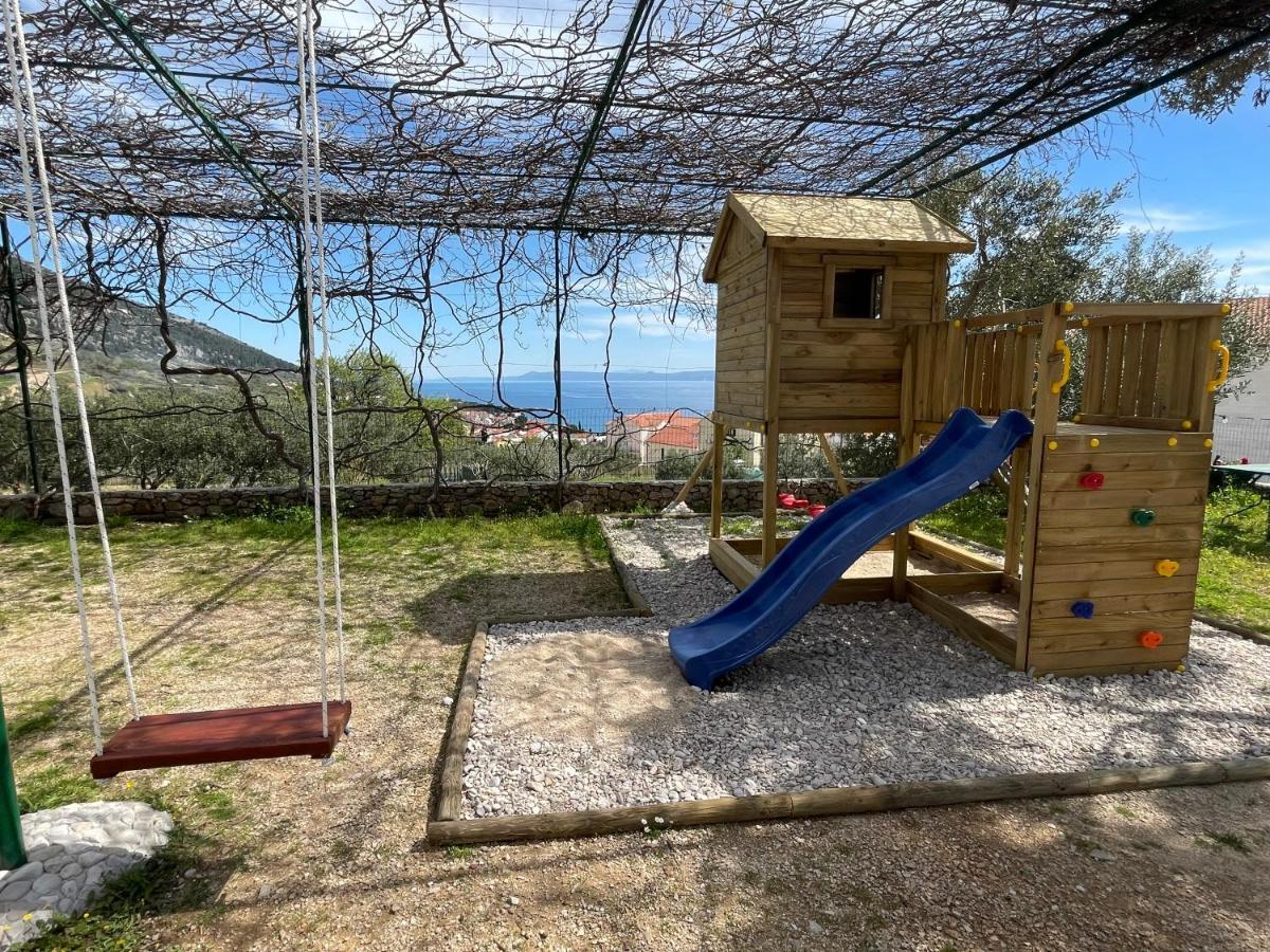Vacation House Marin With Jacuzzi - Bol, Brac Esterno foto
